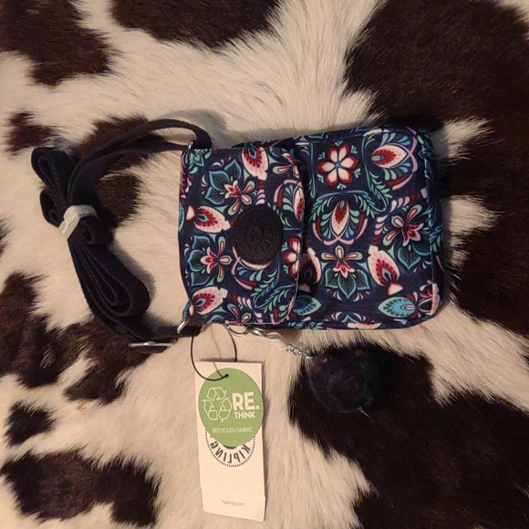 Kipling Handbags - Kipling crossbody bag nwt